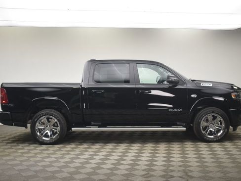 New 2026 RAM 1500 4x4 Crew Cab image 3