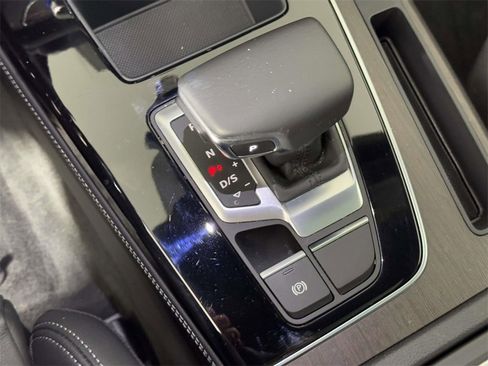 Used 2022 Audi Q5 2.0T Premium Plus image 29