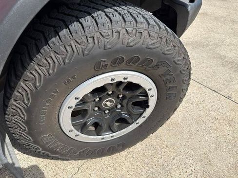 Certified 2023 Ford Bronco Outer Banks w/ Sasquatch Package AWD/4WD image 17