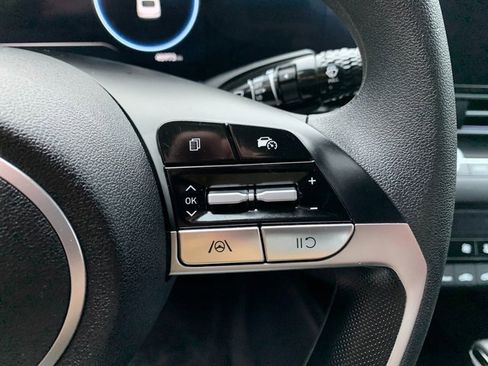 Used 2024 Hyundai Elantra Blue image 26