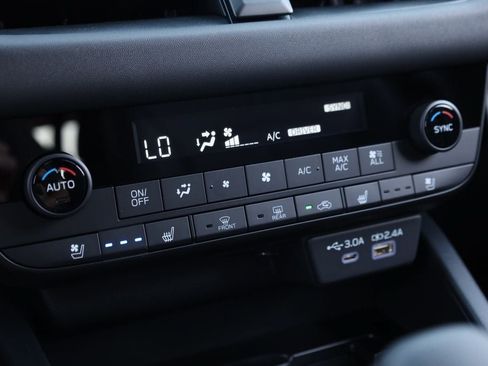 New 2026 Subaru Outback Touring AWD/4WD image 14