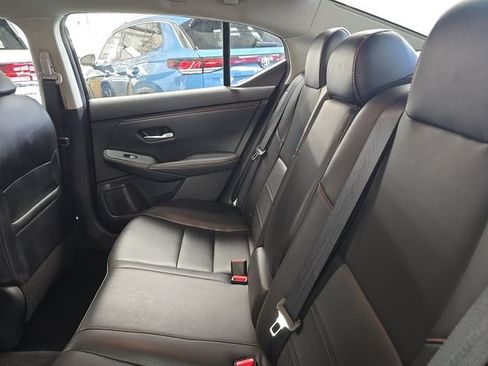 Used 2025 Nissan Sentra SR w/ SR Premium Package FWD image 7