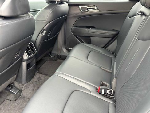 Certified 2024 Kia Sportage EX FWD image 26