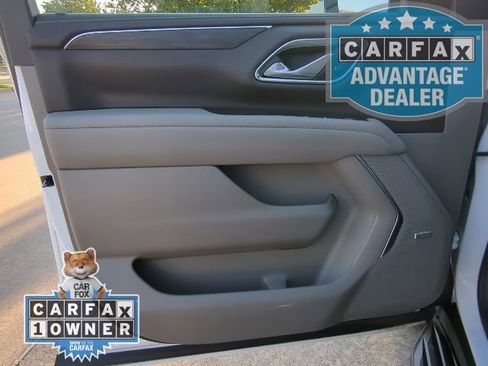 Used 2024 Chevrolet Suburban LT image 15