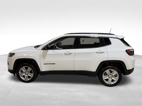 Certified 2022 Jeep Compass Latitude AWD/4WD image 4
