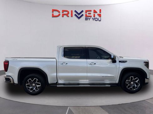 Used 2024 GMC Sierra 1500 SLT w/ SLT Premium Plus Package AWD/4WD image 3