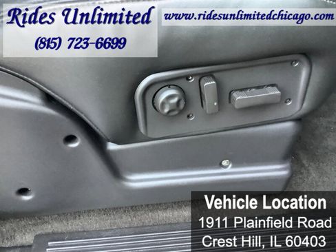 Used 2005 HUMMER H2 SUT w/ Preferred Equipment Group image 28