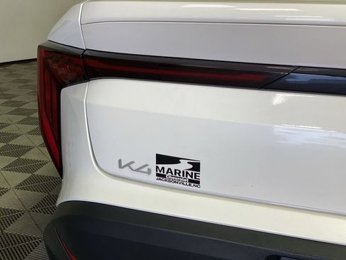 Used 2025 Kia K4 FWD image 36