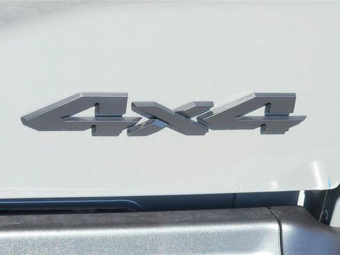 Used 2026 RAM 2500 Big Horn AWD/4WD image 14