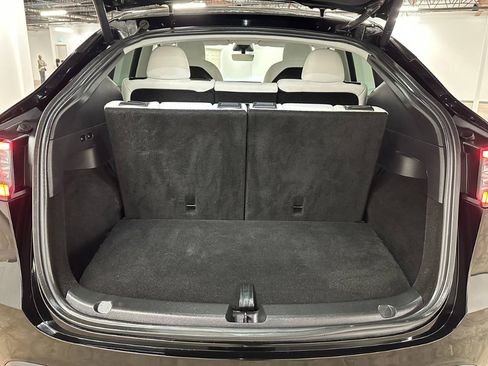 Used 2023 Tesla Model Y Long Range image 15