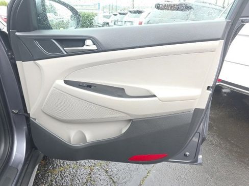 Used 2018 Hyundai Tucson Value image 19