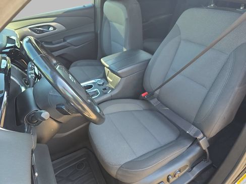 Certified 2023 Chevrolet Traverse LT w/ Midnight/Sport Edition AWD/4WD image 15