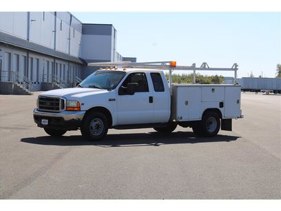 Used 2001 Ford F350 2WD SuperCab DRW Super Duty