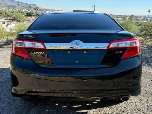 Used 2012 Toyota Camry XLE image 4