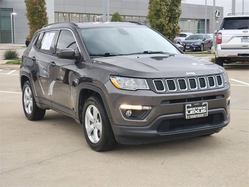 Used 2020 Jeep Compass Latitude w/ Popular Equipment Group image 3