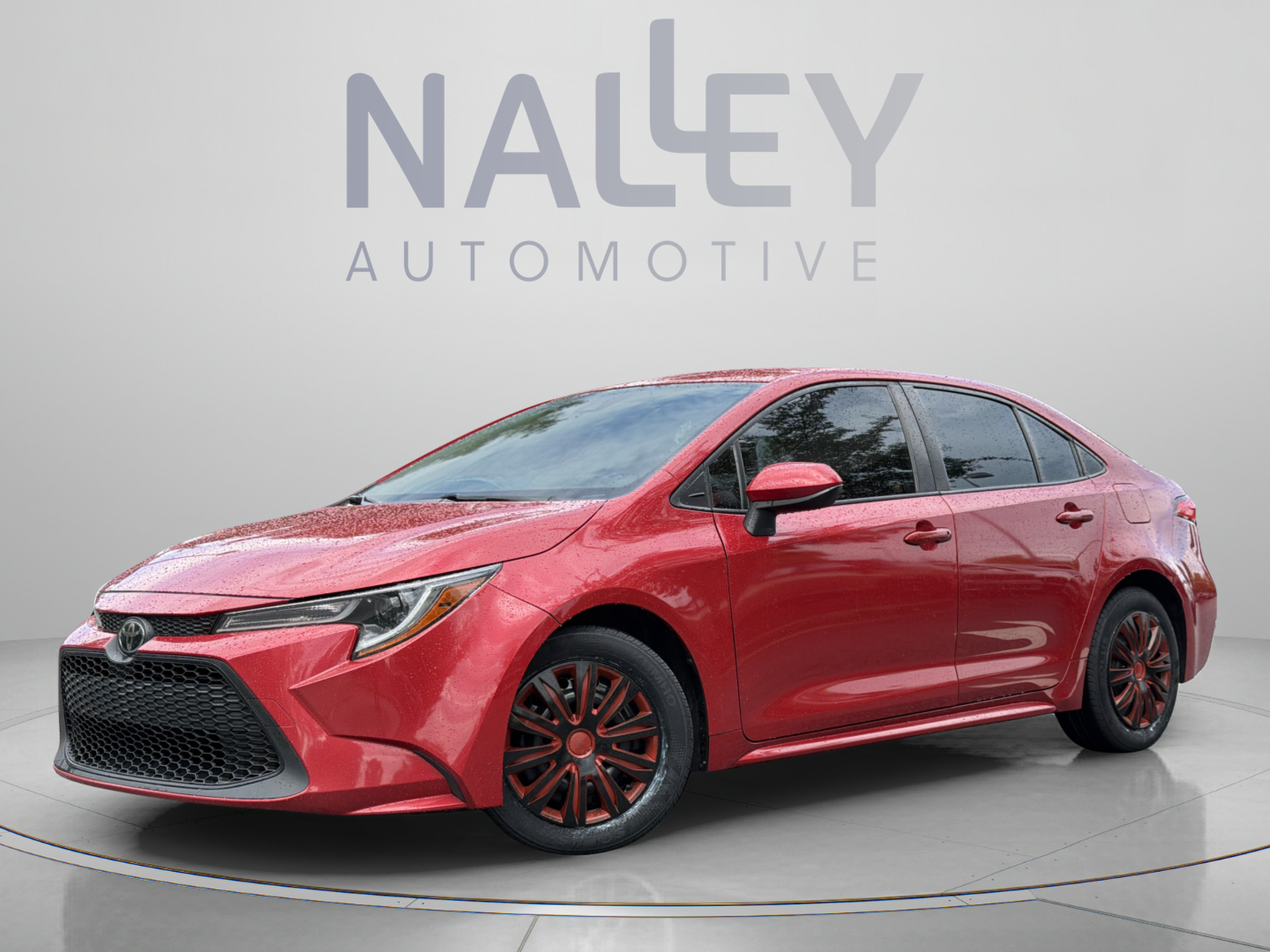 Used 2020 Toyota Corolla LE FWD image 1