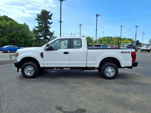 Used 2020 Ford F250 XL w/ Power Equipment Group AWD/4WD image 2