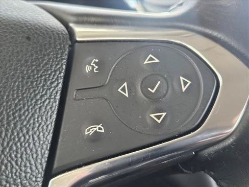 Used 2019 Chevrolet Traverse LT w/ LT Premium Package FWD image 19