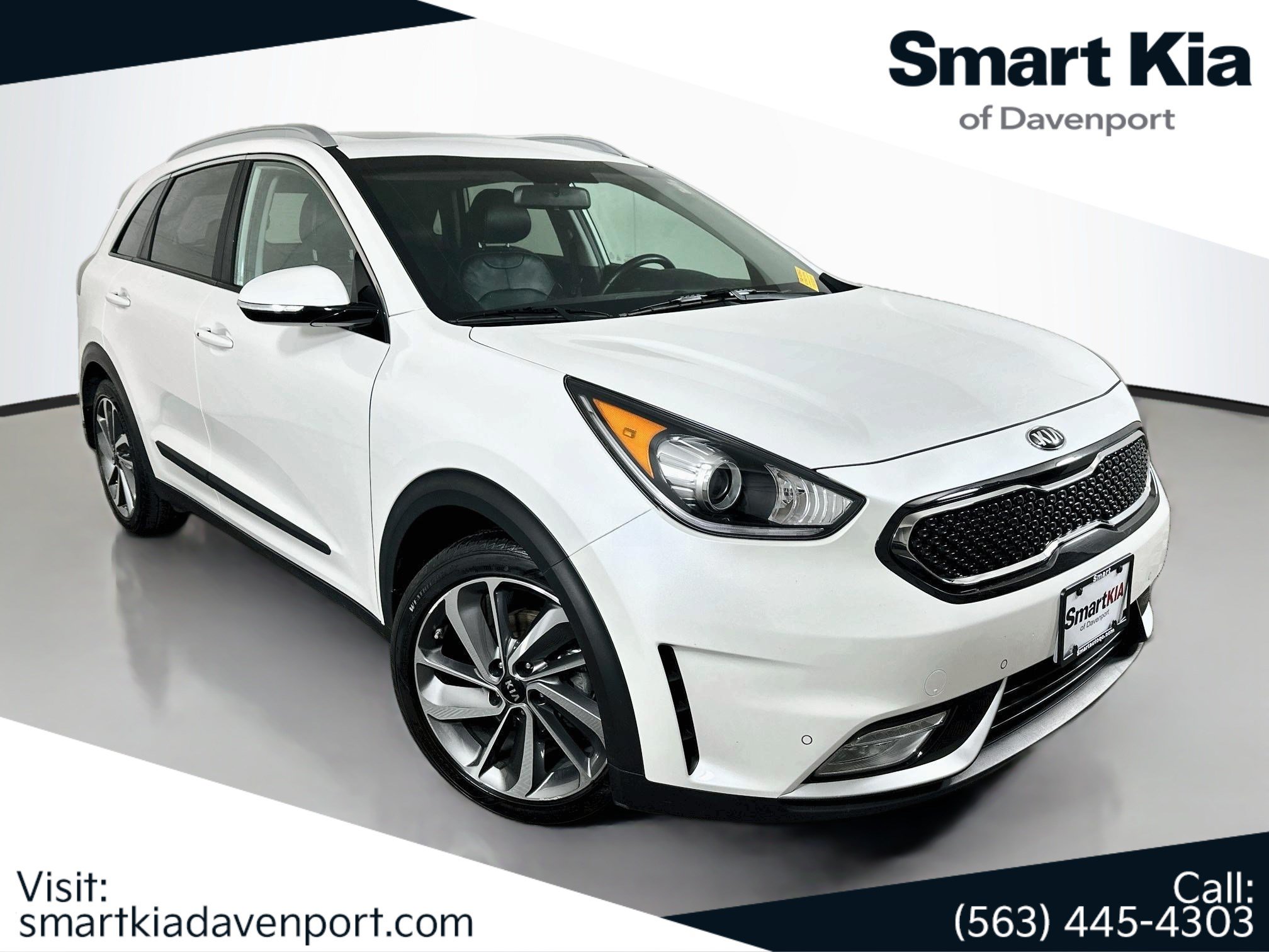 Used 2017 Kia Niro Touring FWD image 1