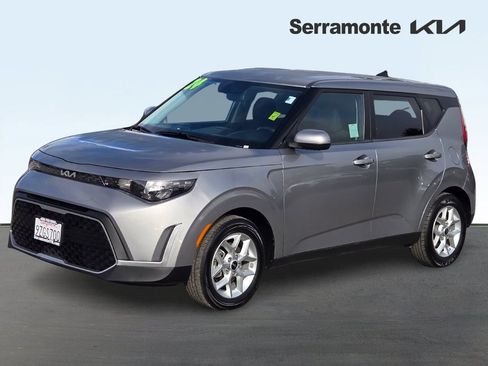 Used 2024 Kia Soul LX w/ Option Group 015 FWD image 8