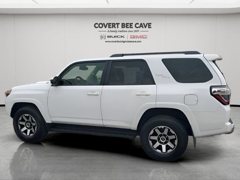 Used 2024 Toyota 4Runner TRD Off-Road image 6