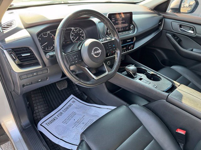 Used 2022 Nissan Rogue SV w/ SV Premium Package FWD image 14