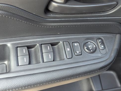 Used 2023 Honda Odyssey Sport image 23