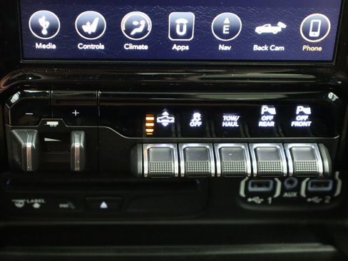 Used 2019 RAM 1500 Limited AWD/4WD image 57