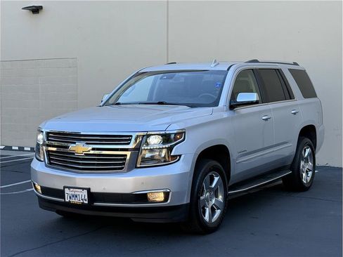Used 2017 Chevrolet Tahoe Premier AWD/4WD image 4