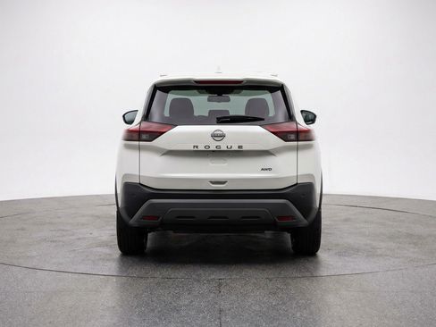 Used 2025 Nissan Rogue SV AWD/4WD image 7