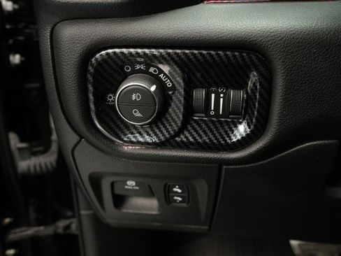 Used 2023 RAM 1500 Laramie image 43