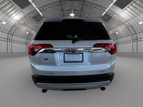 Used 2018 GMC Acadia SLT AWD/4WD image 5