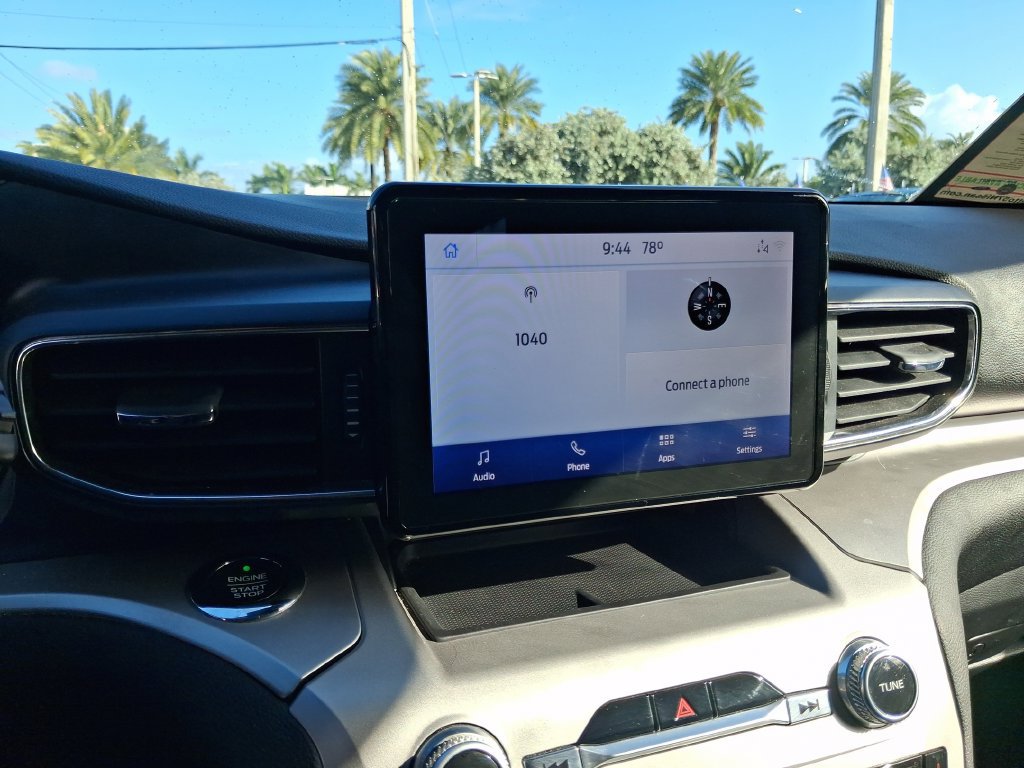 Used 2021 Ford Explorer XLT w/ Equipment Group 202A RWD image 20