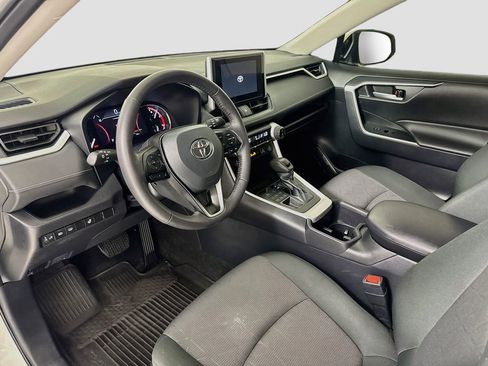 Used 2024 Toyota RAV4 XLE w/ Weather Package AWD/4WD image 9