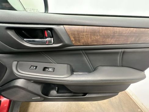 Used 2018 Subaru Outback 2.5i Limited AWD/4WD image 25