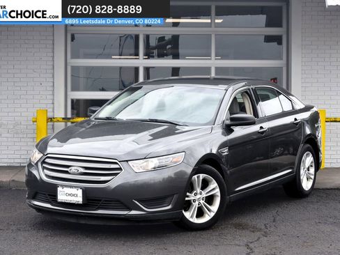 Used 2016 Ford Taurus SE image 1