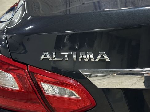 Used 2017 Nissan Altima 2.5 SV image 25