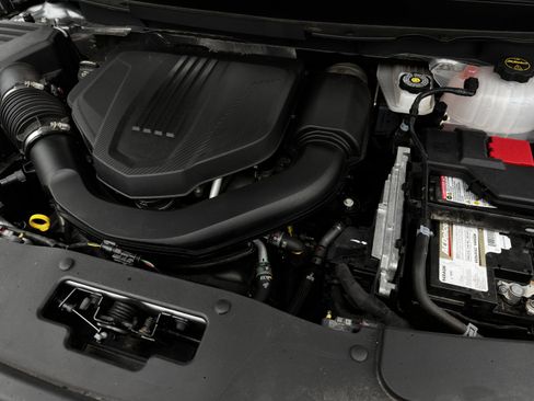 Certified 2024 Chevrolet Traverse RS w/ LPO, Floor Liner Package image 34