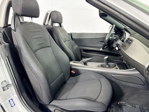 Used 2007 BMW Z4 3.0i image 24