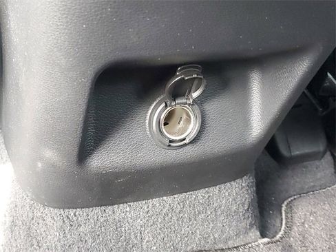 Certified 2023 Kia Telluride S image 11