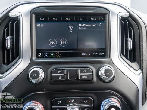 Used 2020 GMC Sierra 2500 SLE w/ Fleet Comfort Package image 17