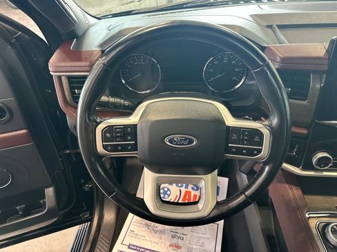 Used 2024 Ford Expedition Max Limited AWD/4WD image 22