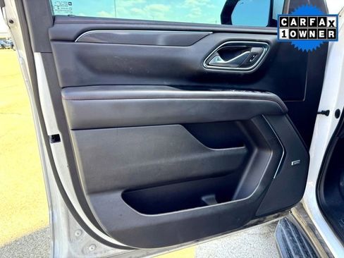 Used 2022 Chevrolet Tahoe RST w/ Luxury Package image 18