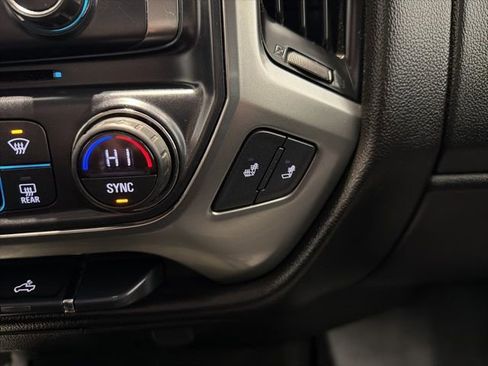 Used 2018 Chevrolet Silverado 1500 LT w/ All Star Edition image 20