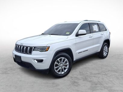 Used 2021 Jeep Grand Cherokee Laredo