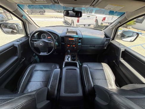 Used 2012 Nissan Titan SL RWD image 40