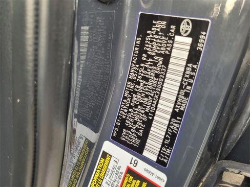 Used 2025 Toyota Camry LE image 17