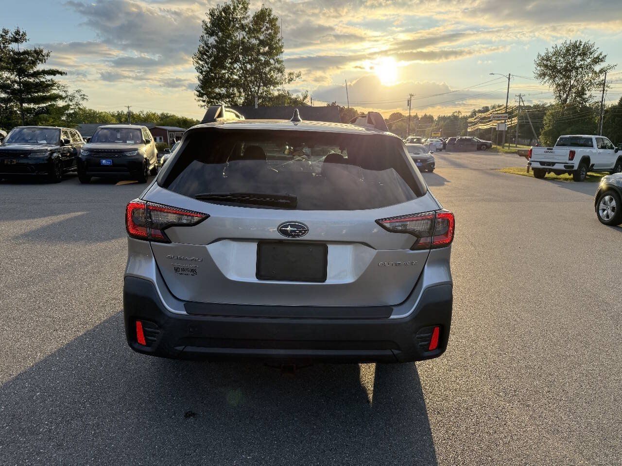 Used 2020 Subaru Outback Premium AWD/4WD image 9