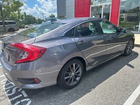 Used 2020 Honda Civic EX image 3