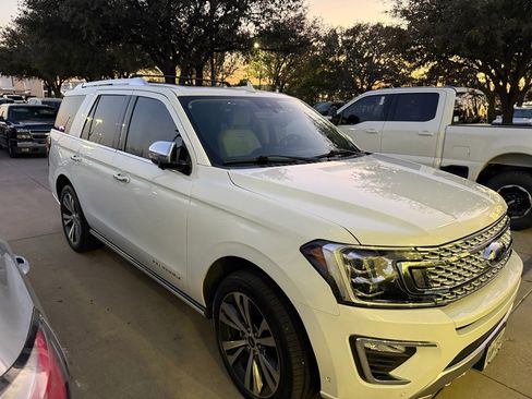 Certified 2021 Ford Expedition Platinum image 2